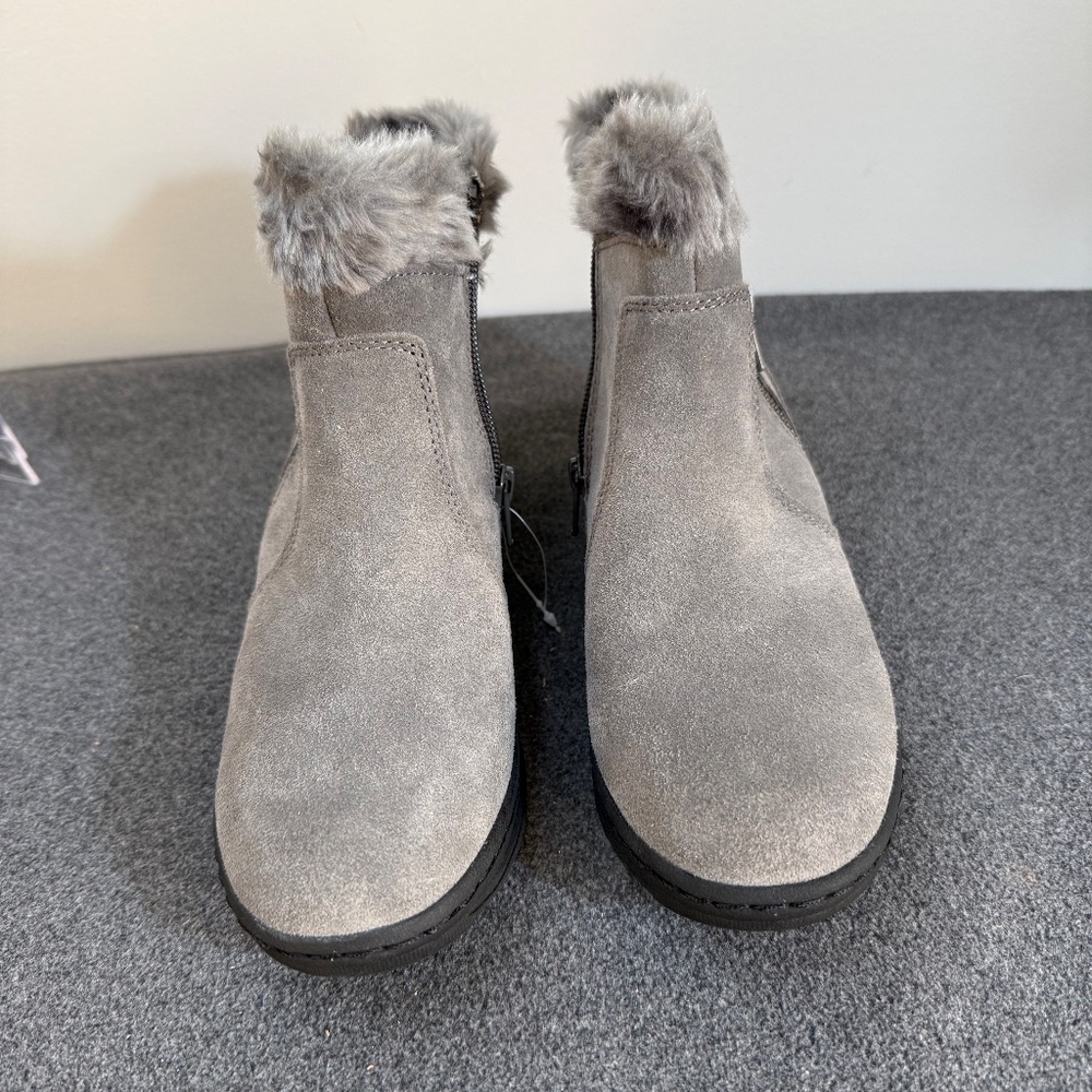 Beartraps Dark Grey Sued Leather Faux Fur Lined Booties Size 6 M